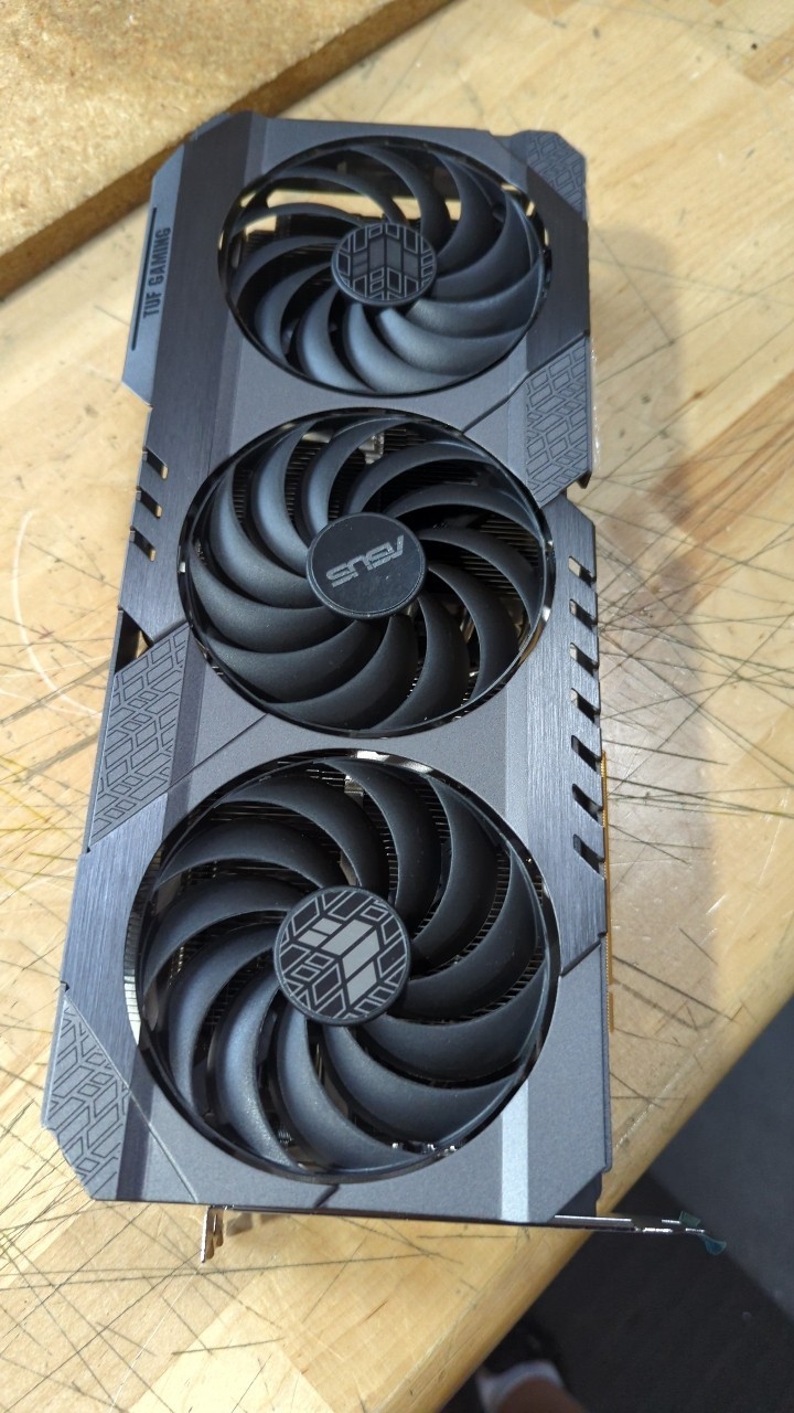 BH PENAWARAN TERBAIK UNTUK PAR - Graphics Card 24Gb Gddr6X ulasan dan harga